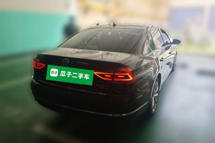 Used Volkswagen Passat 2016 330TSI DSG Prestige Edition Rear Right 45 Deg