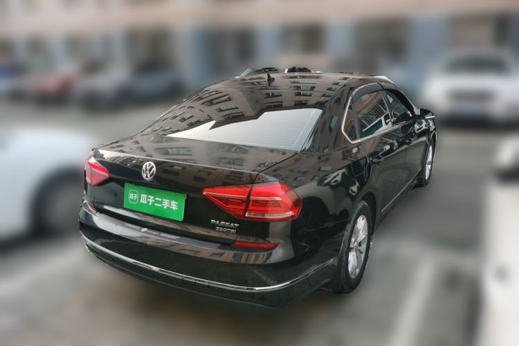 Used Volkswagen Passat 2016 330TSI DSG Luxury Edition Rear Right 45 Deg