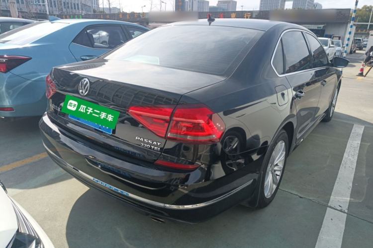 Used Volkswagen Passat 2016 330TSI DSG Luxury Edition Rear Right 45 Deg