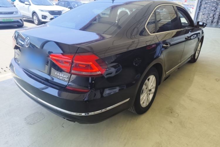 Used Volkswagen Passat 2016 330TSI DSG Luxury Edition Rear Right 45 Deg