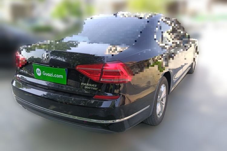 Used Volkswagen Passat 2016 330TSI DSG Luxury Edition Rear Right 45 Deg