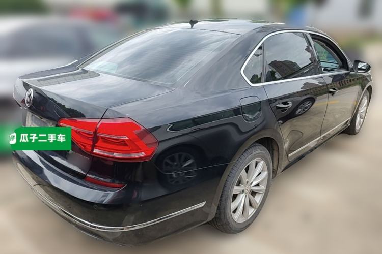 Used Volkswagen Passat 2016 330TSI DSG Luxury Edition Rear Right 45 Deg