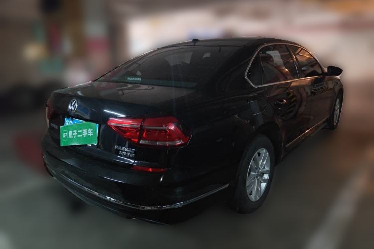 Used Volkswagen Passat 2016 330TSI DSG Luxury Edition Rear Right 45 Deg