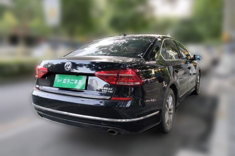 Used Volkswagen Passat 2016 330TSI DSG Luxury Edition Rear Right 45 Deg