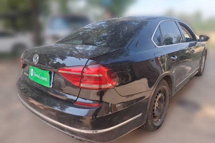 Used Volkswagen Passat 2016 330TSI DSG Luxury Edition Rear Right 45 Deg