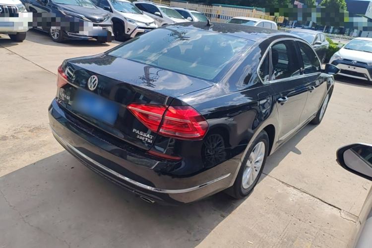 Used Volkswagen Passat 2016 330TSI DSG Luxury Edition Rear Right 45 Deg