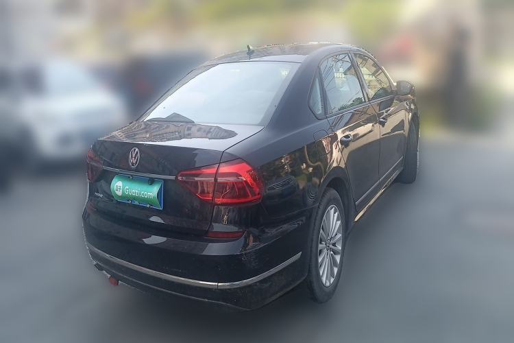 Used Volkswagen Passat  Rear Right 45 Deg