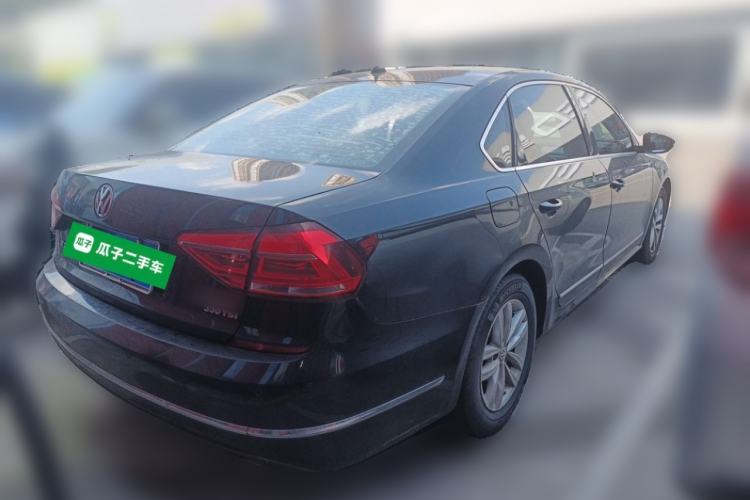Used Volkswagen Passat 2016 330TSI DSG Luxury Edition Rear Right 45 Deg