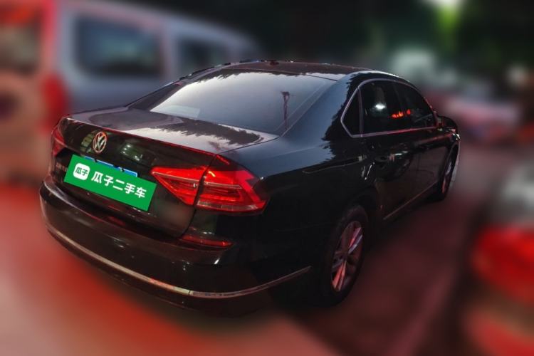Used Volkswagen Passat 2016 330TSI DSG Luxury Edition Rear Right 45 Deg