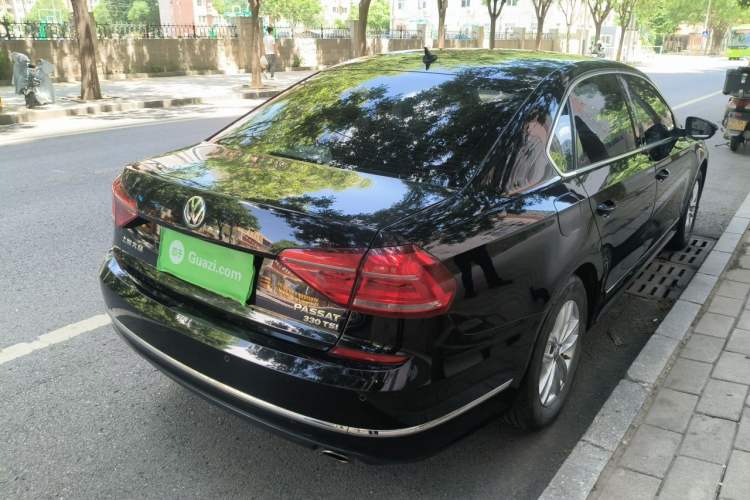 Used Volkswagen Passat 2016 330TSI DSG Luxury Edition Rear Right 45 Deg