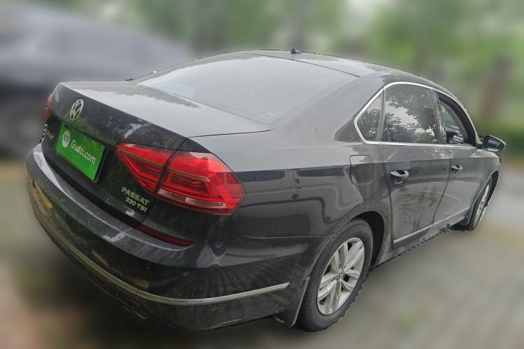 Used Volkswagen Passat 2016 330TSI DSG Luxury Edition Rear Right 45 Deg