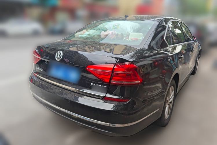 Used Volkswagen Passat 2016 330TSI DSG Luxury Edition Rear Right 45 Deg