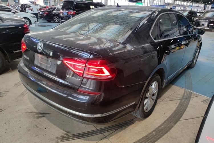 Used Volkswagen Passat 2016 1.8T Government Procurement Version (CEA Engine + 6AT) Rear Right 45 Deg