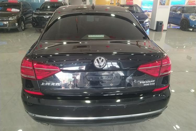 Used Volkswagen Passat 2016 330TSI DSG Luxury Edition Rear