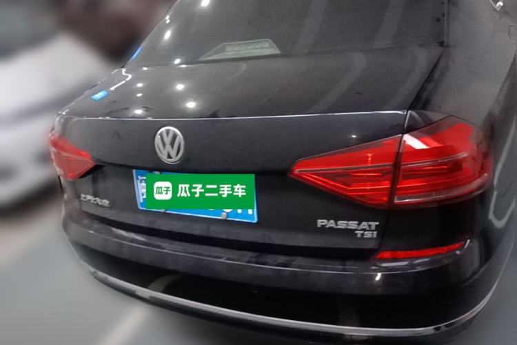 Used Volkswagen Passat  Rear
