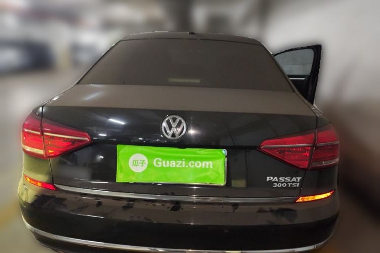 Used Volkswagen Passat 2016 380TSI DSG Ultimate Edition Rear