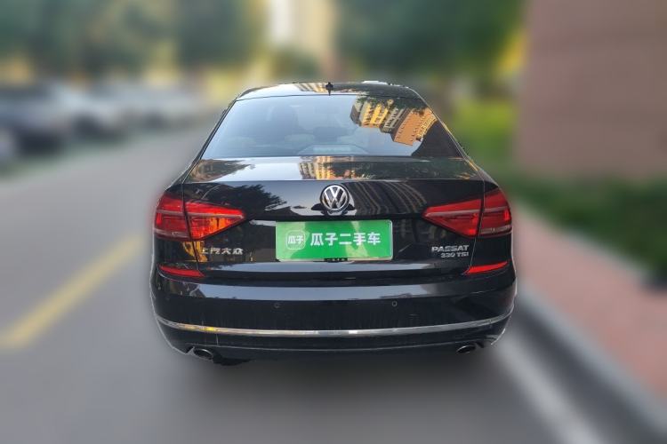 Used Volkswagen Passat 2016 330TSI DSG Luxury Edition Rear