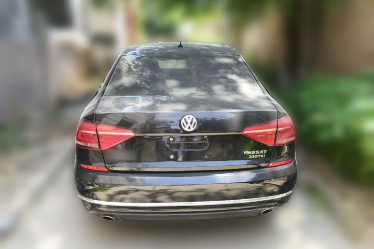 Used Volkswagen Passat 2016 330TSI DSG Luxury Edition Rear