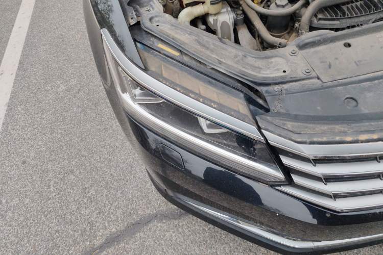 Used Volkswagen Passat 2016 330TSI DSG Prestige Edition Right Front Headlight