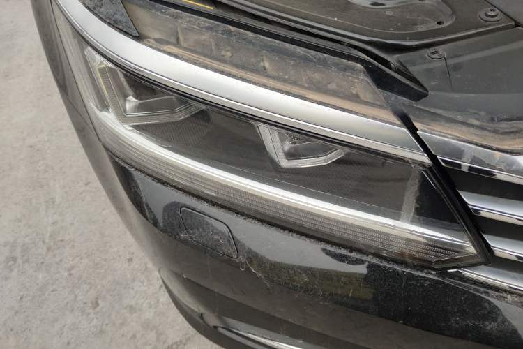 Used Volkswagen Passat 2016 330TSI DSG Prestige Edition Right Front Headlight