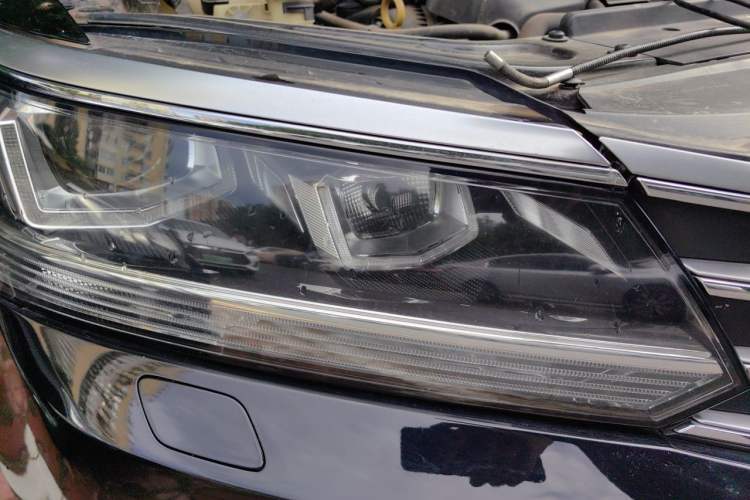 Used Volkswagen Passat 2016 330TSI DSG Prestige Edition Right Front Headlight