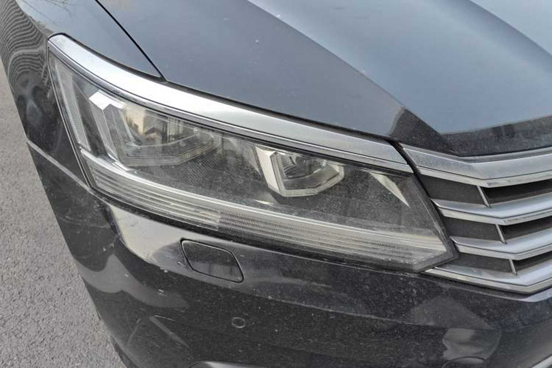 Used Volkswagen Passat 2016 330TSI DSG Prestige Edition Right Front Headlight