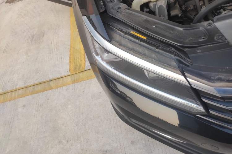 Used Volkswagen Passat 2016 280TSI DSG Prestige Edition Right Front Headlight