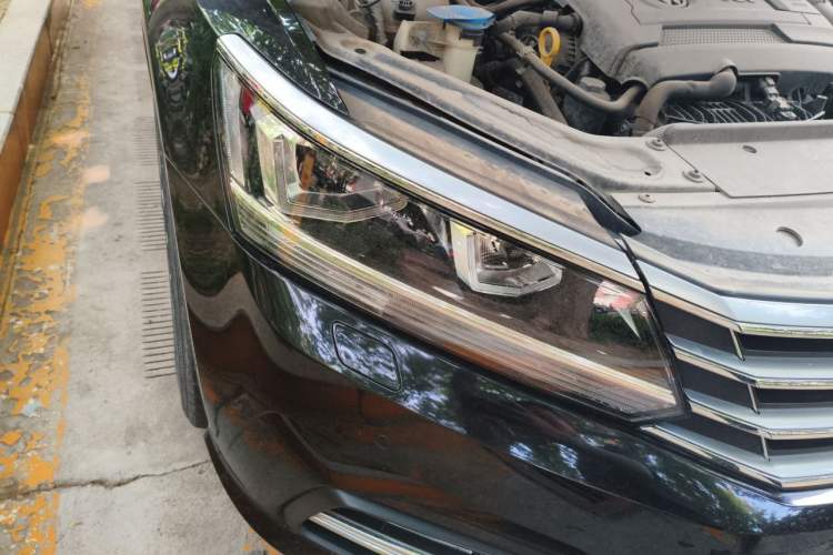 Used Volkswagen Passat 2016 330TSI DSG Prestige Edition Right Front Headlight