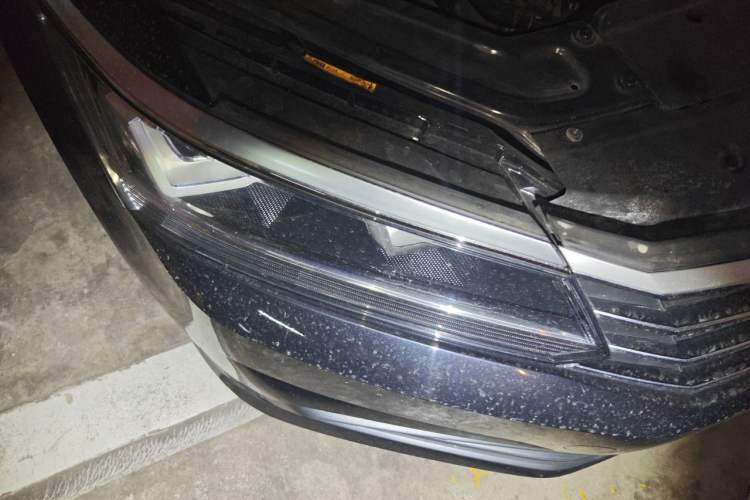 Used Volkswagen Passat 2016 330TSI DSG Luxury Edition Right Front Headlight