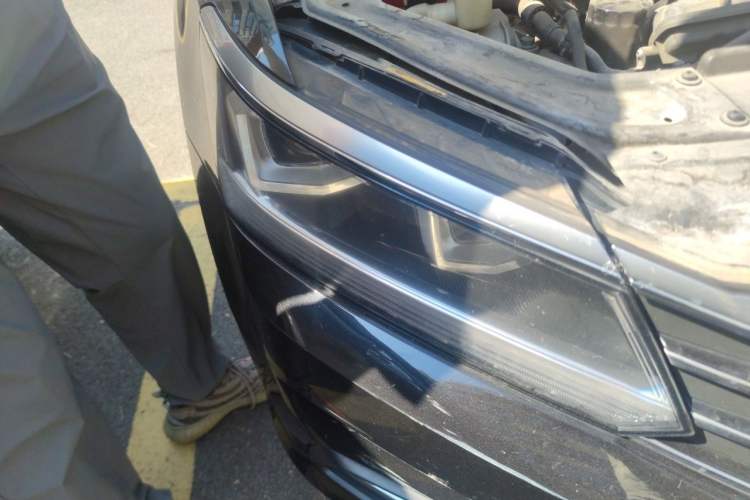 Used Volkswagen Passat 2016 1.8T Government Procurement Version (CEA Engine + 6AT) Right Front Headlight