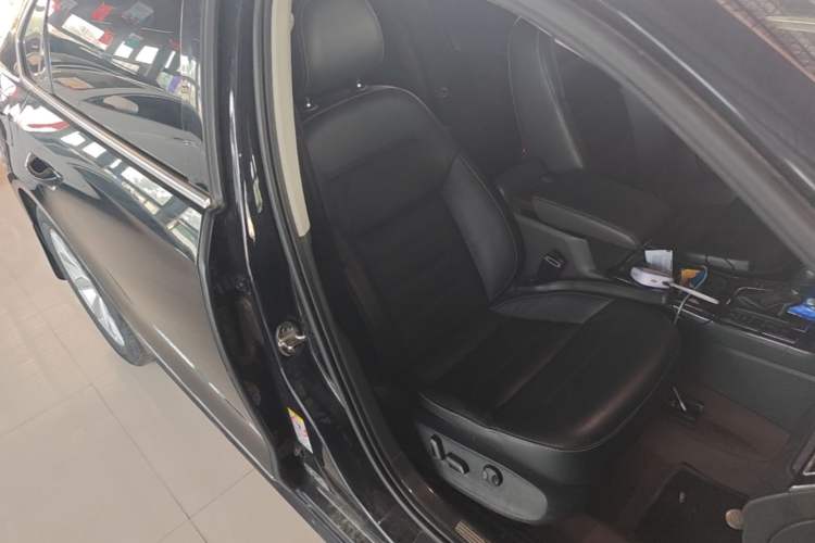 Used Volkswagen Passat 2016 380TSI DSG Prestige Edition Right Front Seat