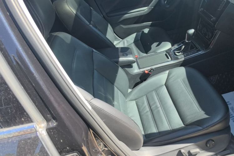 Used Volkswagen Passat 2016 330TSI DSG Prestige Edition Right Front Seat