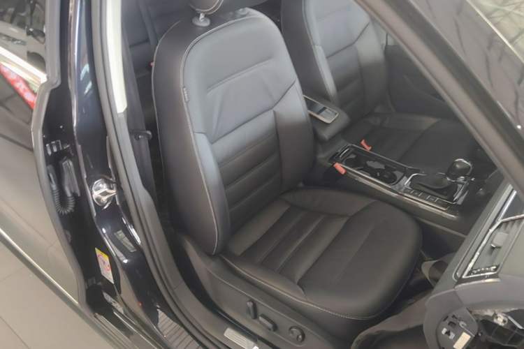 Used Volkswagen Passat 2016 330TSI DSG Prestige Edition Right Front Seat