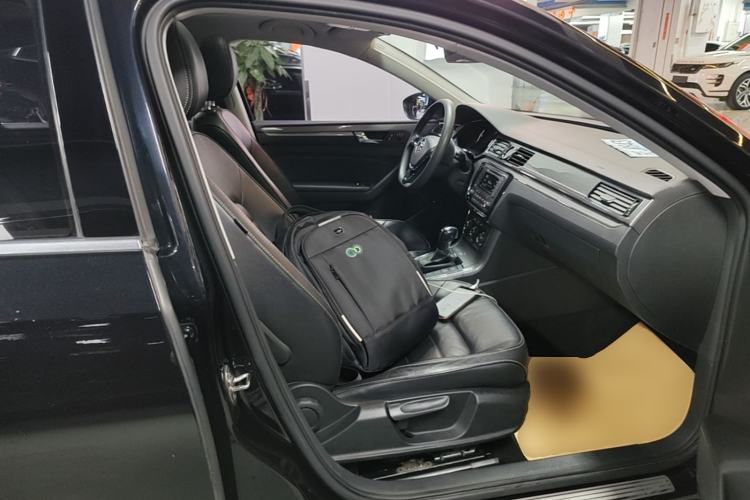Used Volkswagen Passat 2016 1.8T Government Procurement Version (CEA Engine + 6AT) Right Front Seat