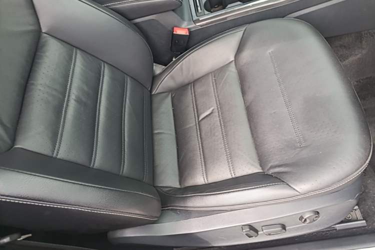 Used Volkswagen Passat 2016 330TSI DSG Prestige Edition Right Front Seat