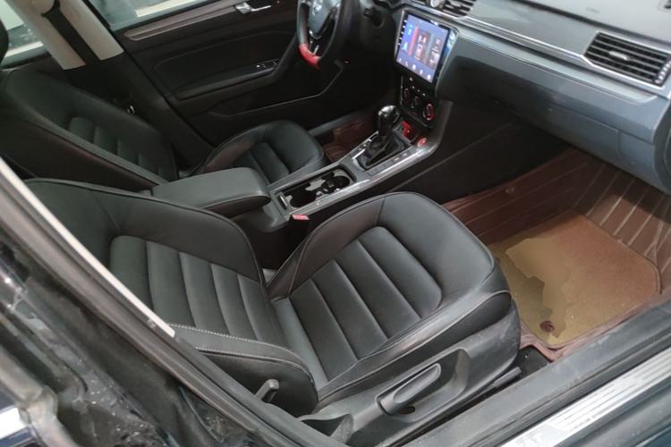 Used Volkswagen Passat 2016 1.8T Government Procurement Version (CEA Engine + 6AT) Right Front Seat
