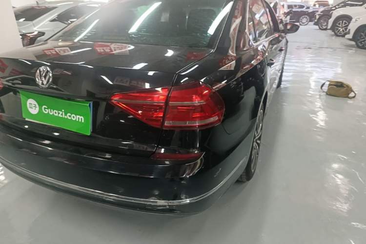 Used Volkswagen Passat 2016 280TSI DSG Prestige Edition Right Rear Taillight