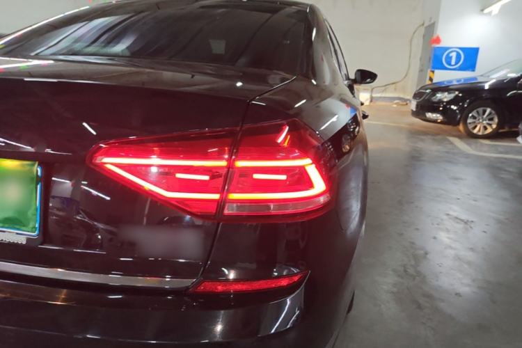Used Volkswagen Passat 2016 330TSI DSG Prestige Edition Right Rear Taillight