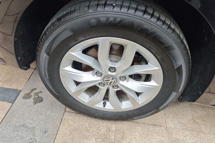 Used Volkswagen Passat 2016 1.8T Government Procurement Version (CEA Engine + 6AT) Right Rear Wheel Hub
