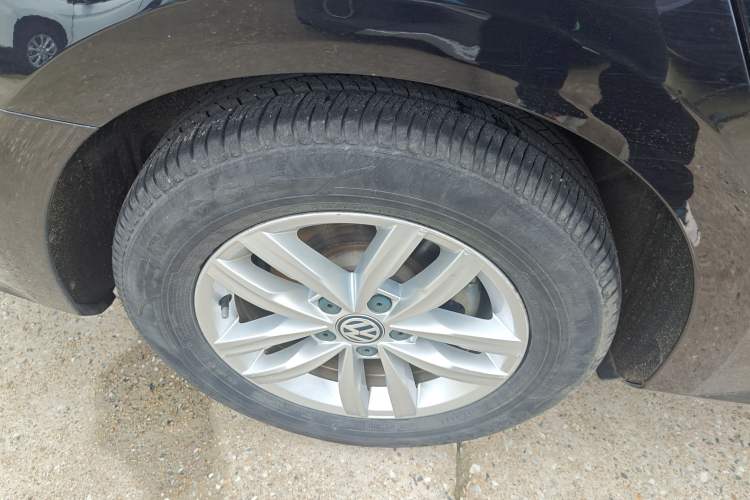 Used Volkswagen Passat 2016 280TSI DSG Prestige Edition Right Rear Wheel Hub