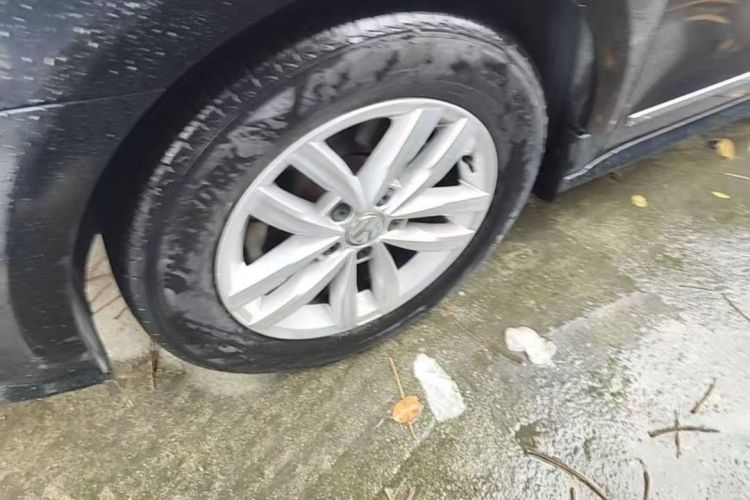 Used Volkswagen Passat 2016 1.8T Government Procurement Version (CEA Engine + 6AT) Right Rear Wheel Hub