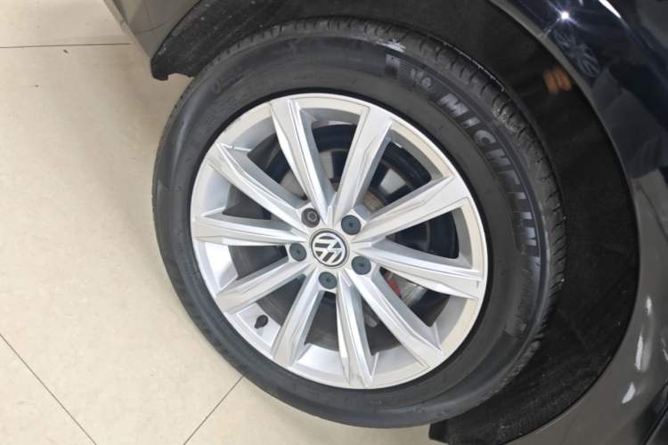Used Volkswagen Passat 2016 330TSI DSG Prestige Edition Right Rear Wheel Hub