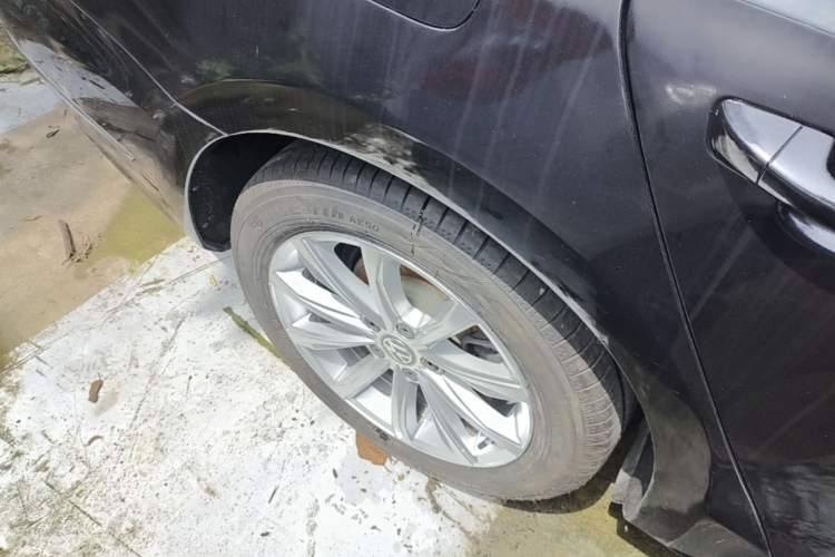 Used Volkswagen Passat 2016 380TSI DSG Prestige Edition Right Rear Wheel Hub
