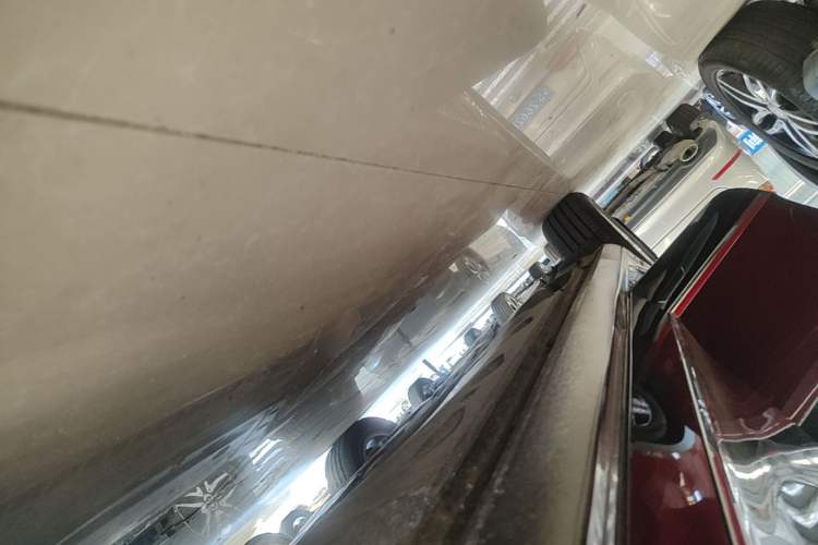 Used Volkswagen Passat 2016 330TSI DSG Luxury Edition Right Side Sill