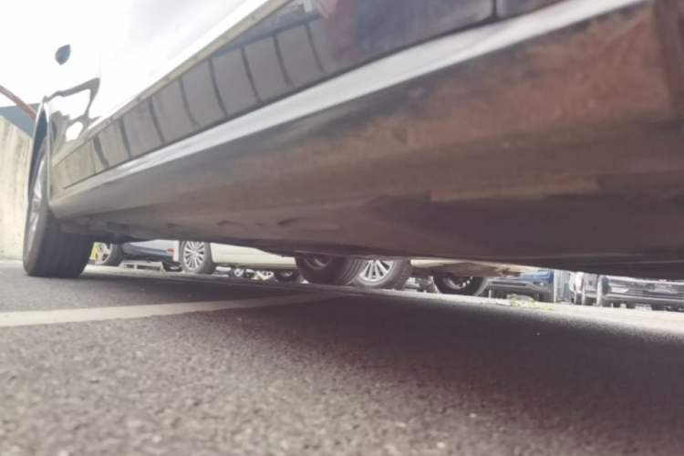 Used Volkswagen Passat 2016 1.8T Government Procurement Version (CEA Engine + 6AT) Right Side Sill