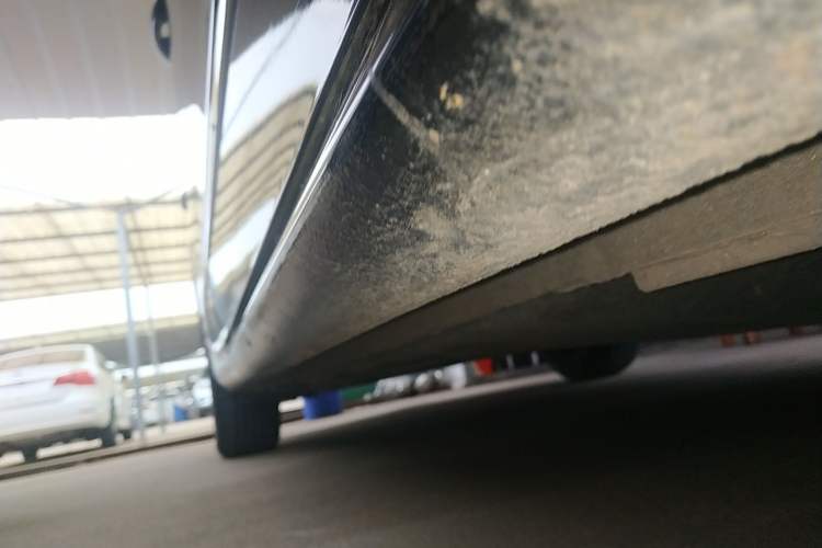 Used Volkswagen Passat 2016 330TSI DSG Luxury Edition Right Side Sill