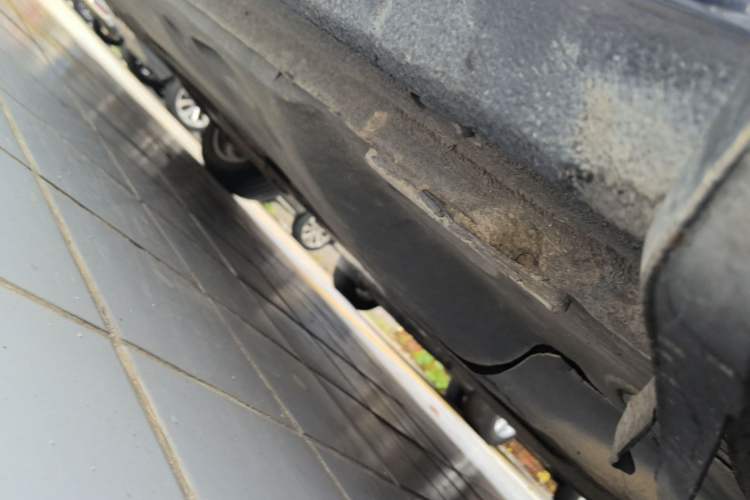 Used Volkswagen Passat 2016 330TSI DSG Luxury Edition Right Side Sill