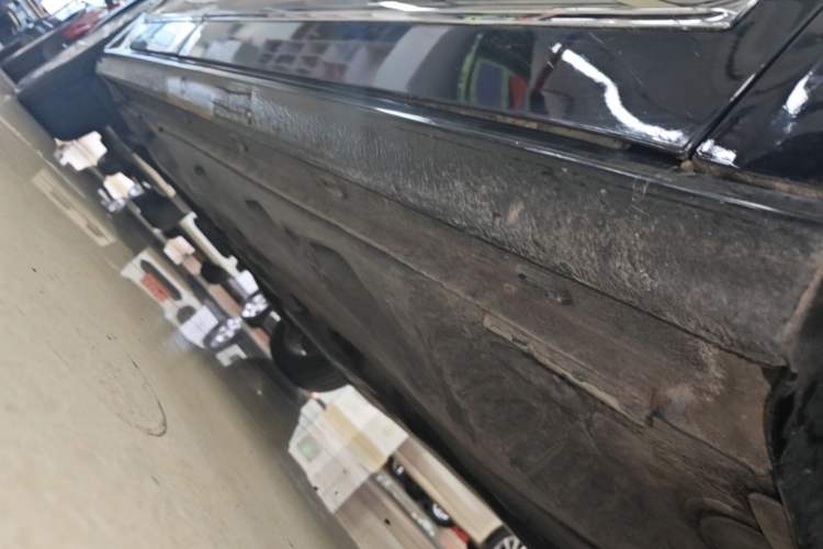 Used Volkswagen Passat 2016 330TSI DSG Prestige Edition Right Side Sill