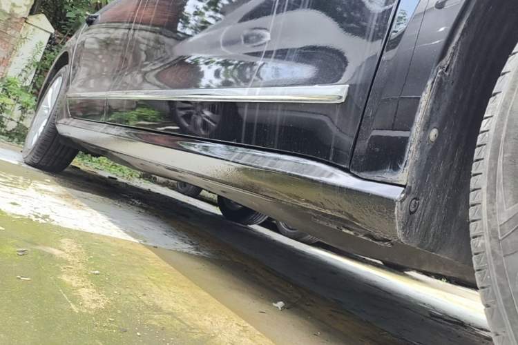 Used Volkswagen Passat 2016 380TSI DSG Prestige Edition Right Side Sill