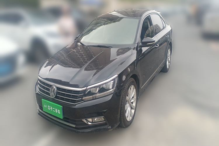 Used Volkswagen Passat 2016 330TSI DSG Luxury Edition Guazi used car, China used car export, Used car for sale, Used  cars, Cheapest cars for sale
